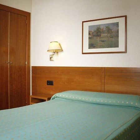 Hotel Yit Conquista De Toledo Толедо Экстерьер фото