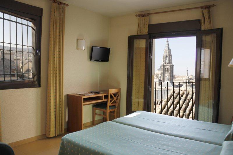 Hotel Yit Conquista De Toledo Толедо Экстерьер фото